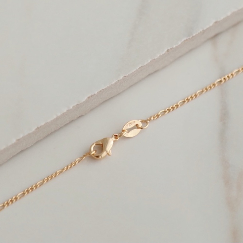 Virgin Mary Necklace | 18k Gold Filled - Picture 5 of 6